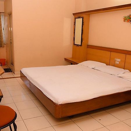 Hotel Vishnu Residency Вишакхапатнам Экстерьер фото